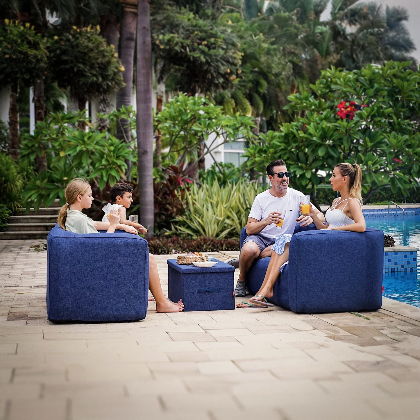 WaveGlobal Inflatable Furniture Set - Outdoor Living