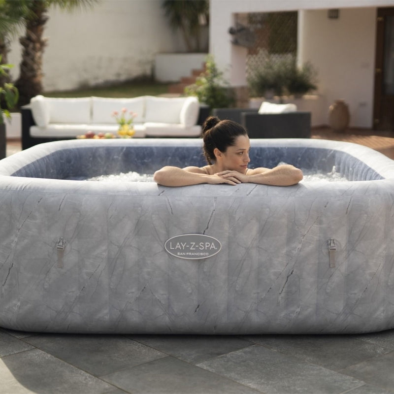 Lay-Z-Spa San Francisco HydroJet Pro™ Hot Tub