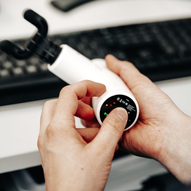 Pulseroll Ignite Mini Massage Gun with Heat - Peak Health and Fitness