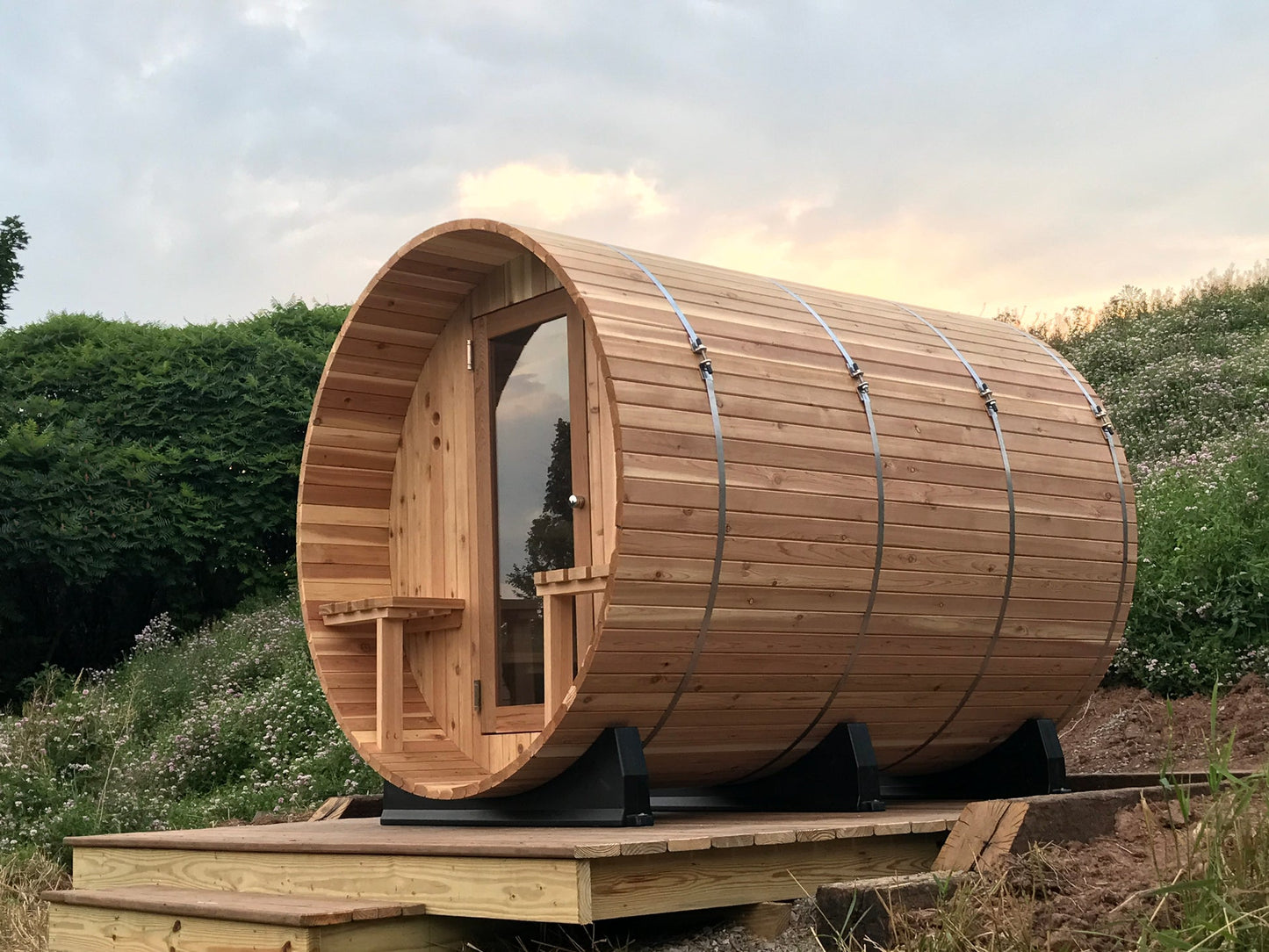 Almost Heaven Huntington 4-6 Person Canopy Barrel Sauna