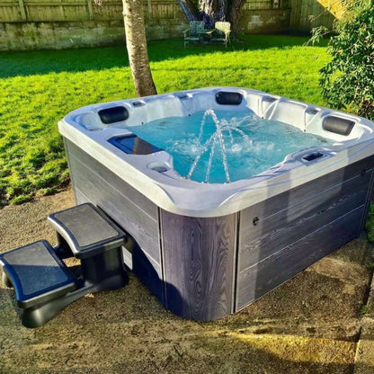 Retreat Plus Plug & Play Hot Tub - Peak Health and Fitness